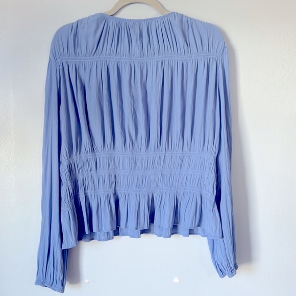 Universal Thread Blue Top with Elegant V-Neck and Gathered Details Size Large - Picture 2 of 7